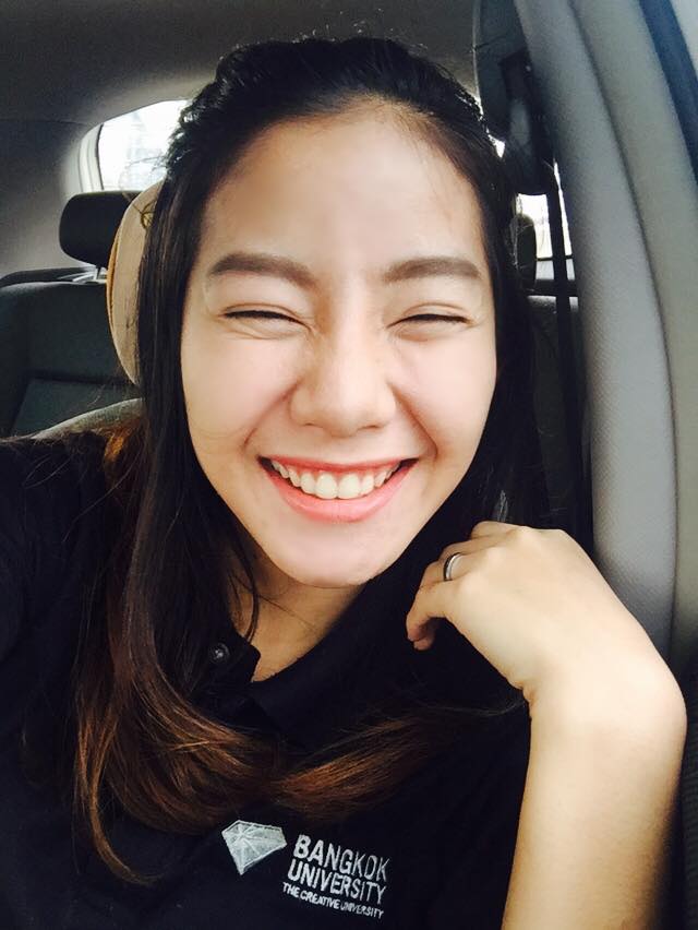 ยกนิ้วให้เลย!! สาวน่ารัก จูน วัลย์ลดา นศ.มหาลัยดัง รับงานพิเศษเป็น รปภ. ประจำห้าง