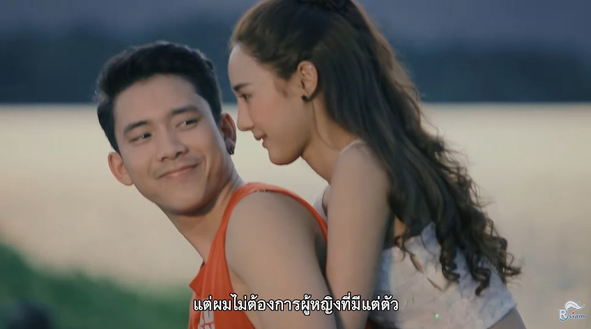 เอ็กซ์ทะลุจอ!! อ๋อมแอ๋ม FHM โปรยเสน่ห์ความเซ็กซี่ในเอ็มวีเพลงใหม่ของ เบิ้ล ปทุมราช