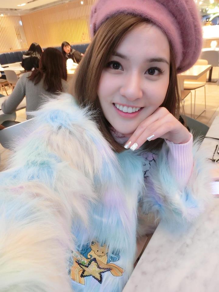 วาร์ปมา!! หมิว ภวรัณชน์ พิธีกรสาวสวยที่กำลังเป็นกระแสในโลกออนไลน์