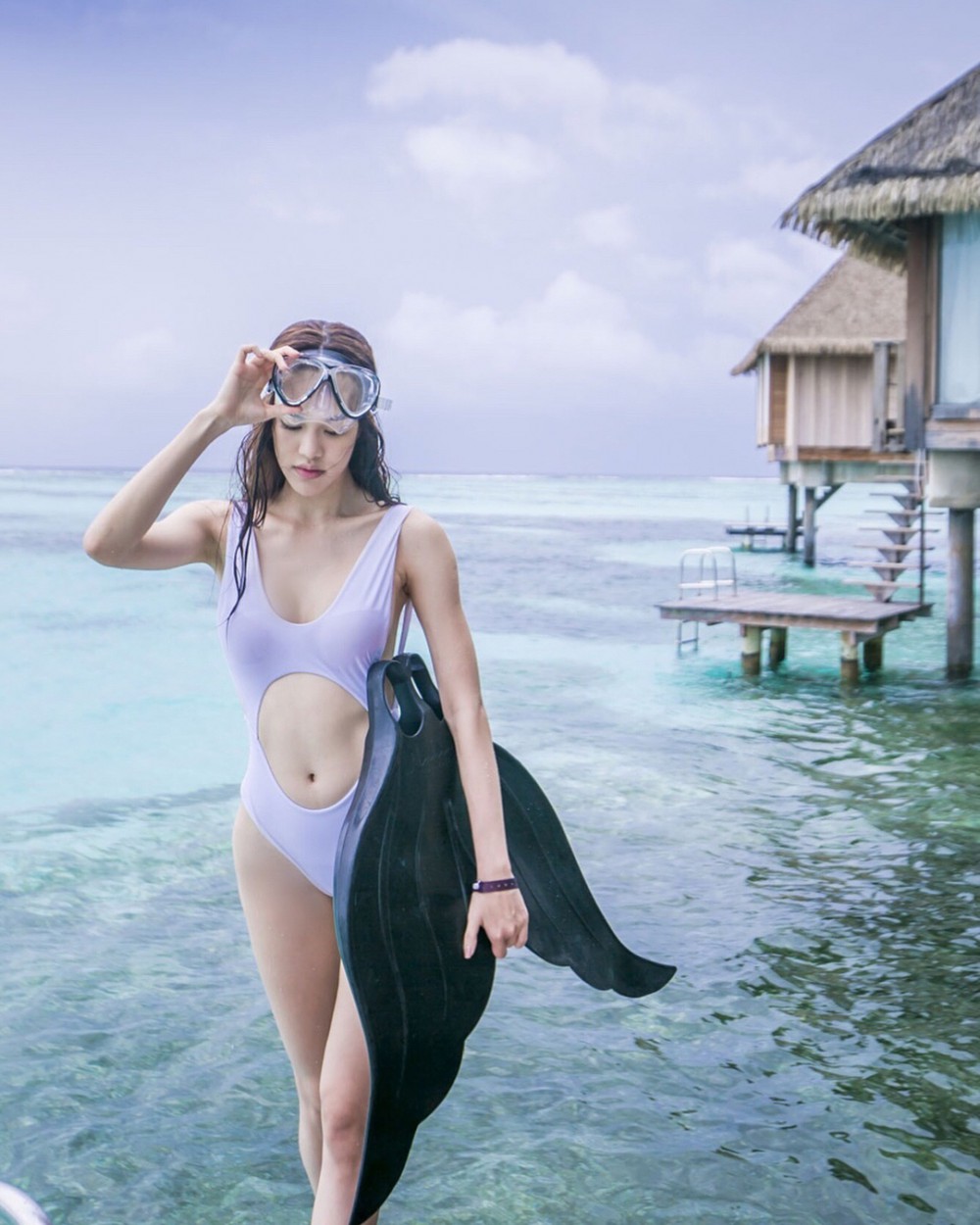แค่นี้ก็สุดยอดแล้ว!! ไม่ต้องทูพีชก็เซ็กซี่ได้ตามสไตล์สาวสวย เกรซ กาญเกล้า