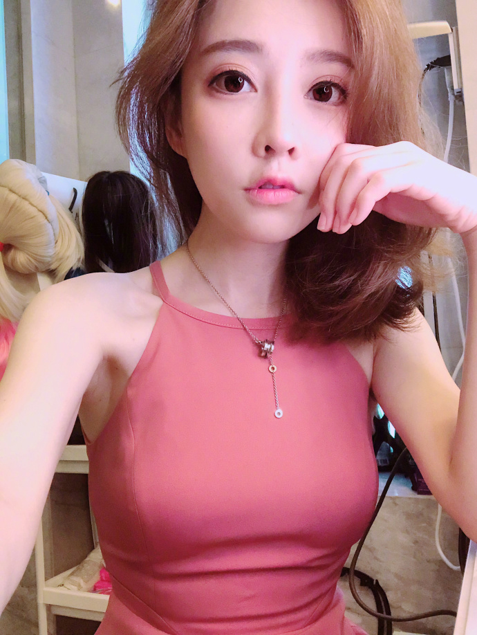 Feng Timo เน็ตไอดอลสาวสุดแบ๊ว น่ารักสุดๆ จนมีคนติดตามในโซเชี่ยลกว่า 25 ล้านคน!!