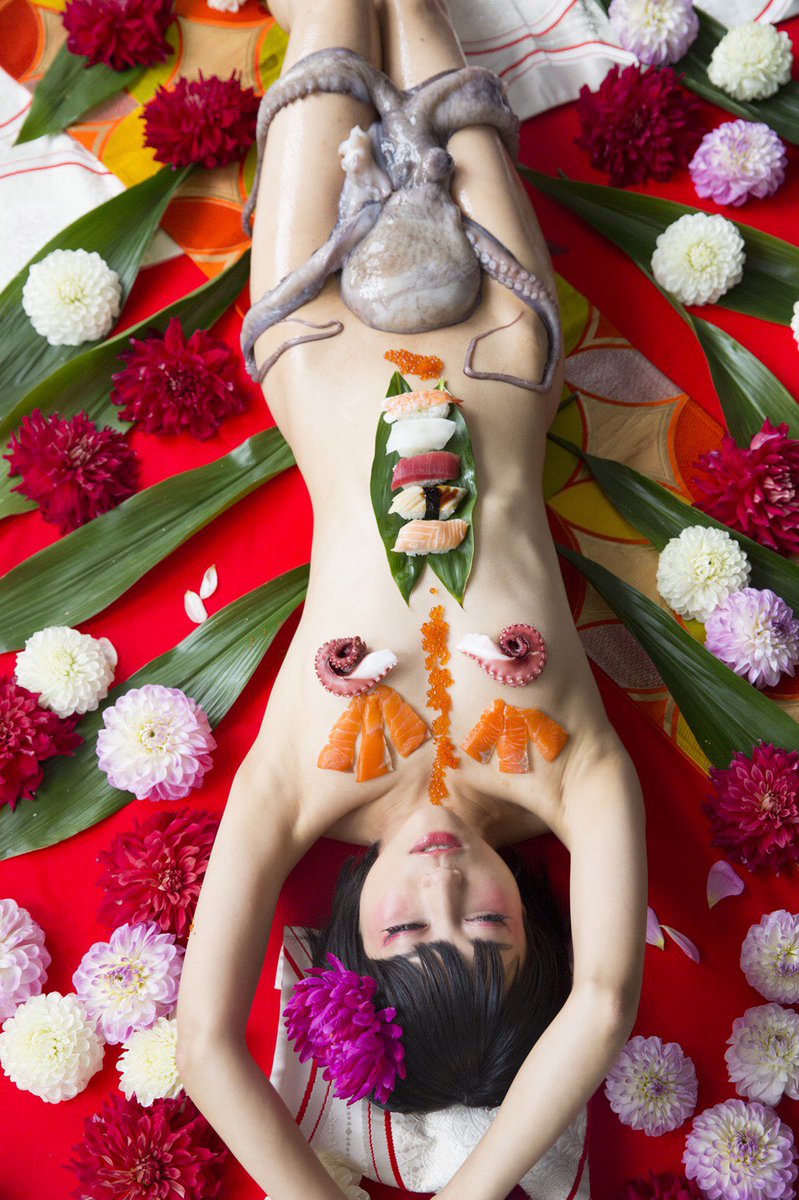 10 10 10 ไปเลย สาวญี่ปุ่น คอสเพลย์เซ็กซี่ซูชิ เห็นแล้วอยากกินปลาดิบเลย