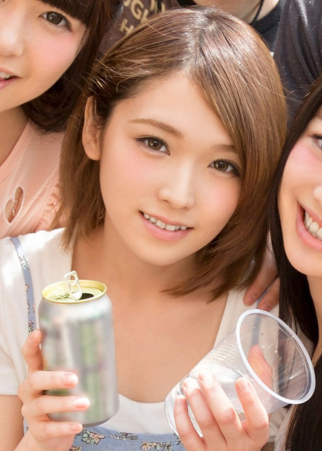 รวมผลงานหนังเอวียิงในของค่าย Kawaii กว่า 480 นาที และนางเอก 20 คน ในเรื่องเดียว