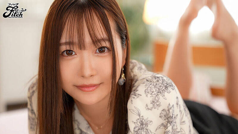 รูปร่างของ Kotone Ayase ต้องยอมรับว่า “เด็ดจริง” แม้ในวิดีโอหน้าอกจะดูเล็กกว่าปกนิดหน่อย แต่เมื่อเห็นฉากถ่ายแบบและคลิปโปรโมทแล้วรับรองว่า ขยับจริง เด้งจริง ไม่มีของปลอมแน่นอน! หน้าอกธรรมชาติพร้อมปานนมสีหวานน่าลิ้มลอง ขอบอกเลยว่าหนุ่ม ๆ สายรักเต้าเห็นแล้วต้องอยาก “ลิ้มรส” ด้วยตัวเองแน่ น่าเสียดายที่ตอนนี้เธอยังไม่มีบัญชีโซเชียลมีเดียเป็นของตัวเอง ทำให้แฟน ๆ หลายคนกังวลว่าเธออาจจะถ่ายเพียงเรื่องเดียวแล้วหายไปจากวงการ แต่ด้วยศักยภาพและเสน่ห์ขนาดนี้ หวังว่าเธอจะอยู่ต่อ เพราะ Kotone Ayase คือดาวเด่นคนใหม่ที่น่าจับตาที่สุดของปีนี้เลยก็ว่าได้!