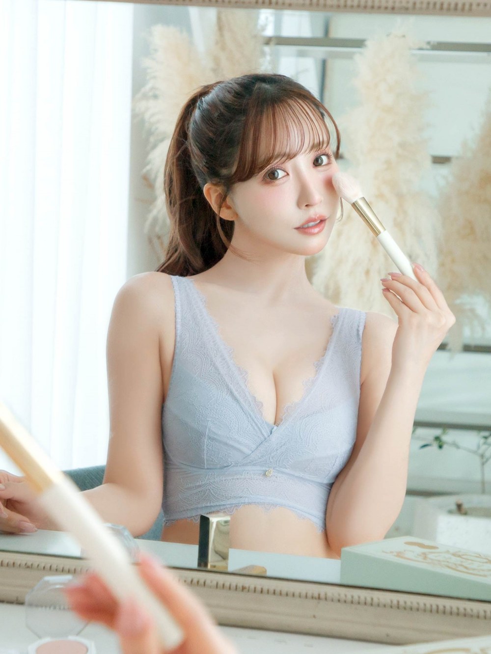 ยูอะ มิคามิ (Yua Mikami)